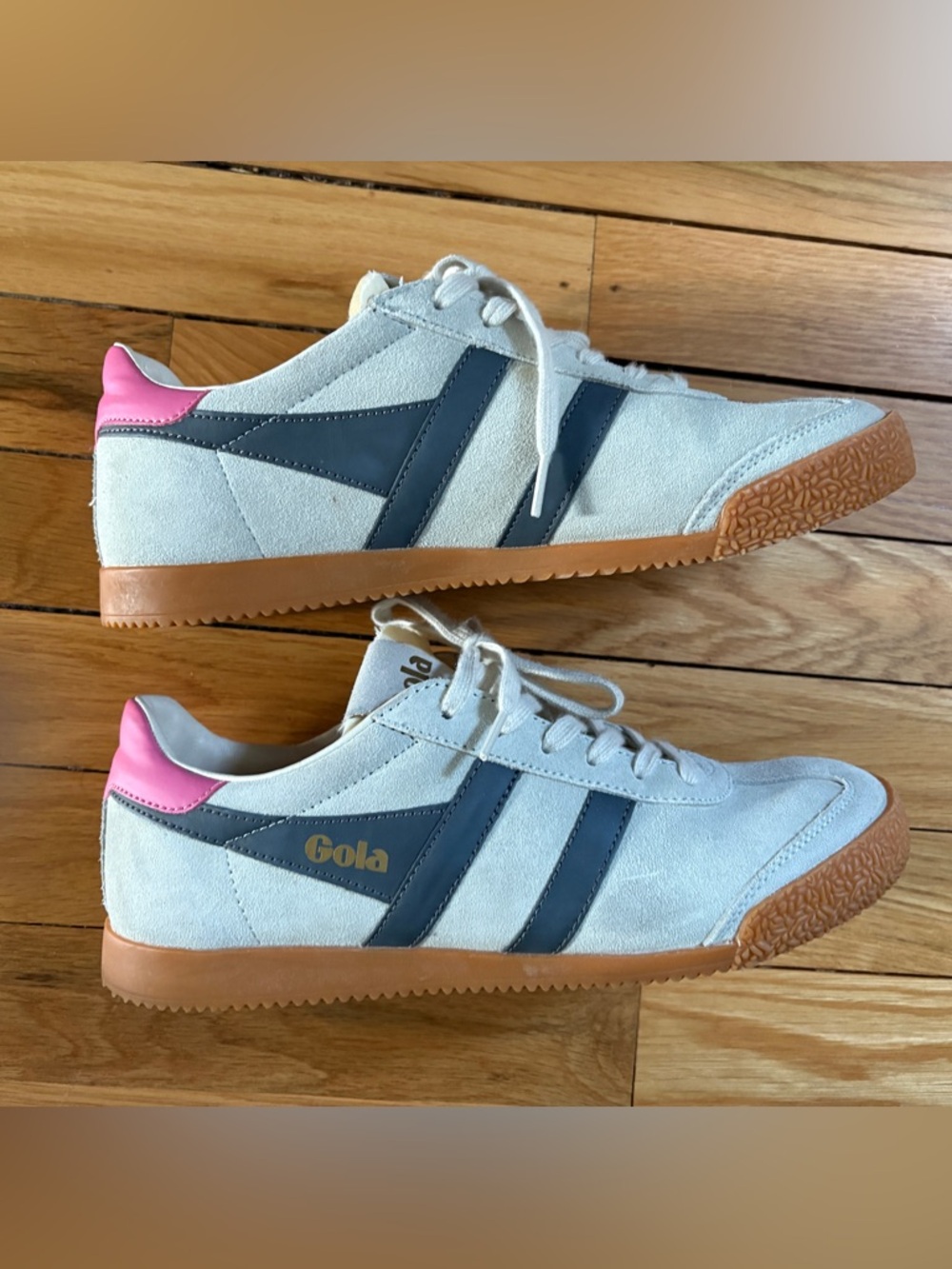 Gola Elan Low Profile Suede Trainer in Green with Pink Highlight
